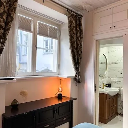 Apartman Cozy & Unique In Old Town *